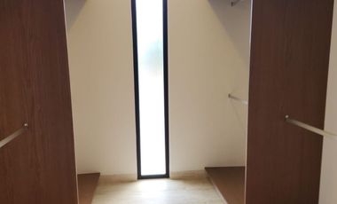 Casa en venta con páneles solares en el Yucatán Country Club
