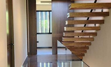 Casa en venta en privada Kutz en el Yucatán Country Club