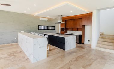 Casa en venta en el Yucatán Country Club