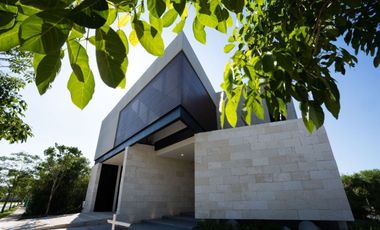 Casa en venta en el Yucatán Country Club