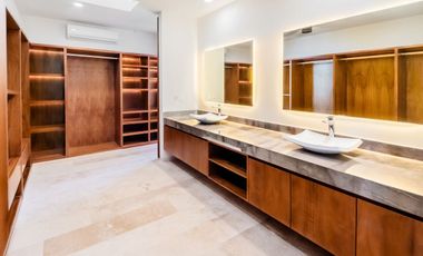 Casa en venta en el Yucatán Country Club