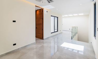 Casa en venta con paneles solares en el Yucatán Country Club