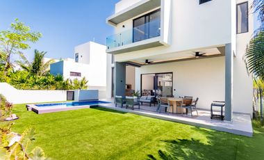 Casa en venta con paneles solares en el Yucatán Country Club
