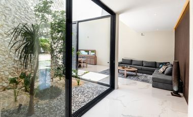Casa en venta con paneles solares en el Yucatán Country Club