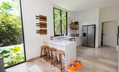 Casa en renta de una planta en el Yucatán Country Club
