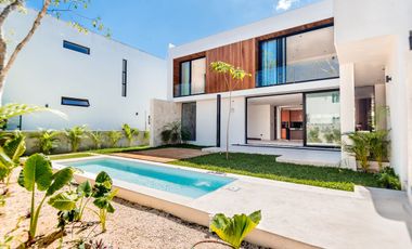 Casa en venta en Privada Kutz en el Yucatán Country Club