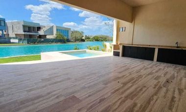 Preventa de casa frente al lago Kanha en en Yucatán Country Club