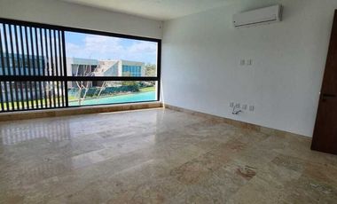 Preventa de casa frente al lago Kanha en en Yucatán Country Club
