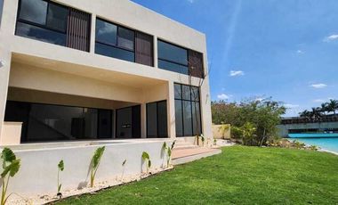 Preventa de casa frente al lago Kanha en en Yucatán Country Club
