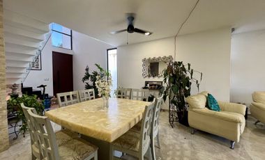 Casa en Venta en YaaxBeh Conkal – Privada con Alberca y Amenidades