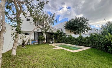 Casa en Venta en YaaxBeh Conkal – Privada con Alberca y Amenidades