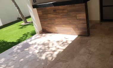 Casa en venta o renta en el Yucatan Country Club