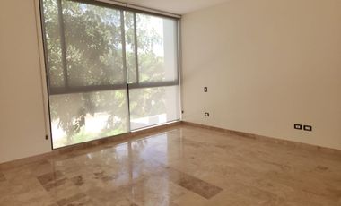 Casa en venta o renta en el Yucatan Country Club