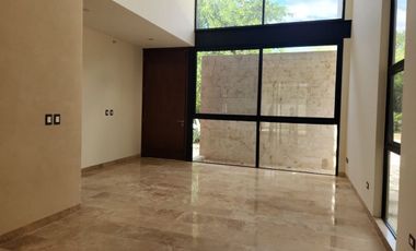 Casa en venta o renta en el Yucatan Country Club