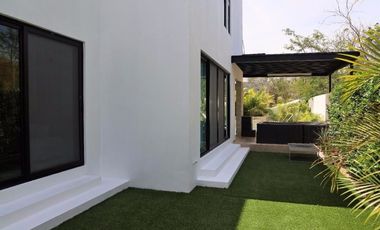 Preciosa casa en renta/venta en el Yucatán Country Club