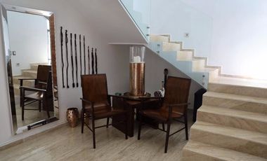 Preciosa casa en renta/venta en el Yucatán Country Club