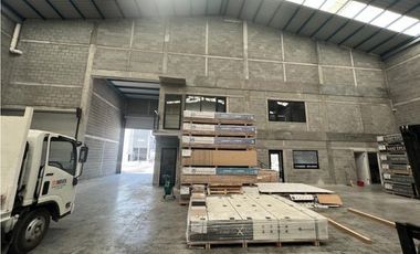 BODEGA EN VENTA SANTA CATARINA TERRA PARK I
