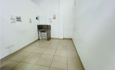 Ceibos, Local Comercial en Renta, 282m2, 8 Ambientes