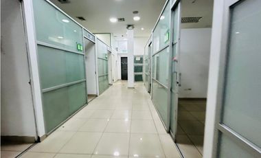 Ceibos, Local Comercial en Renta, 282m2, 8 Ambientes