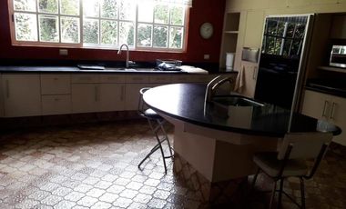 Casa  en venta con Jardín  Bosque de las Lomas