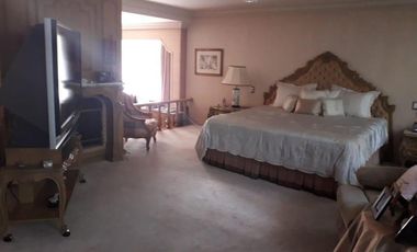 Casa  en venta con Jardín  Bosque de las Lomas