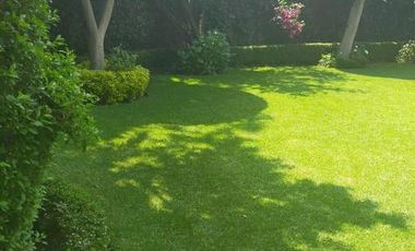 Casa  en venta con Jardín  Bosque de las Lomas