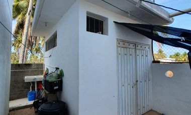 Casa en Venta  Playa Barra de Potosí Guerrero
