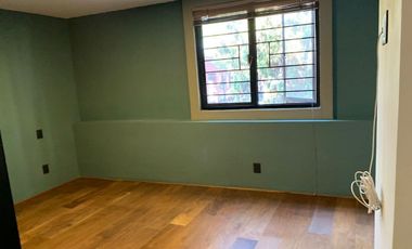 Muy amplia casa en col. del Carmen Coyoacán