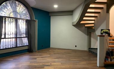 Muy amplia casa en col. del Carmen Coyoacán