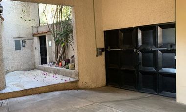 Muy amplia casa en col. del Carmen Coyoacán