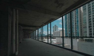 VENTA OFICINA LUJUSO Y AMPLIA EN AVENIDA BALBOA 361M2