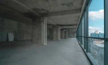 VENTA OFICINA LUJUSO Y AMPLIA EN AVENIDA BALBOA 361M2
