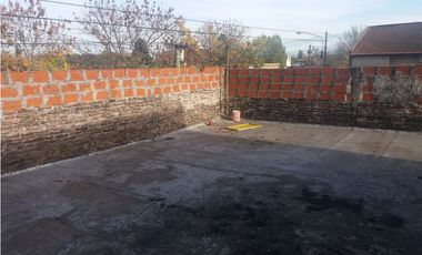 Pedro León Gallo 4532, CASA, DEPTO Y GALPÓN