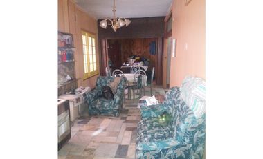 Pedro León Gallo 4532, CASA, DEPTO Y GALPÓN