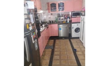 Pedro León Gallo 4532, CASA, DEPTO Y GALPÓN