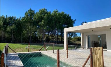CASA EN VENTA EN COSTA ESMERALDA -SENDEROS IV 391