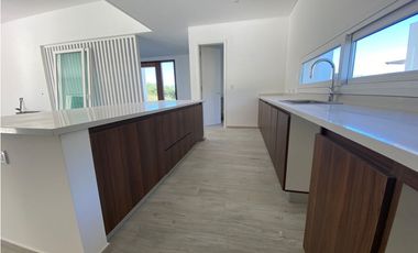 CASA EN VENTA EN COSTA ESMERALDA -SENDEROS IV 391