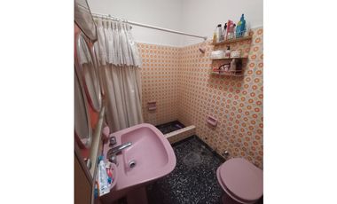 CASA PH FRENTE CALLE BRUSELAS