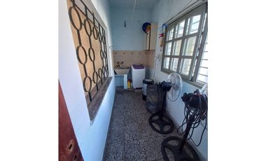 CASA PH FRENTE CALLE BRUSELAS