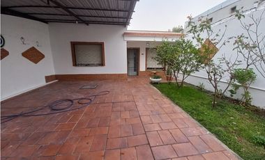 CASA PH FRENTE CALLE BRUSELAS