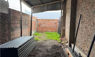 Vendo Galpón con Dpto en Caseros, Entre Ríos