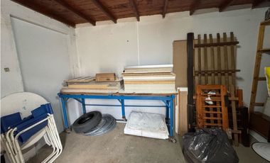 Vendo Galpón con Dpto en Caseros, Entre Ríos