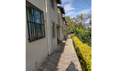 Venta hermosa casa unifamiliar San Antonio de Prado, unidad cerrada