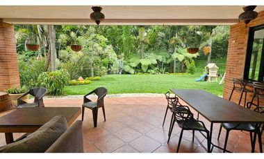 Venta amplia casa en El Poblado