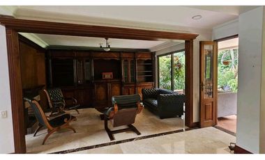 Venta amplia casa en El Poblado