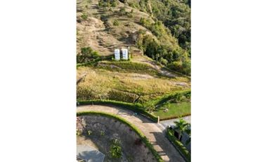 VENTA DE LOTE EN SAN JERONIMO.