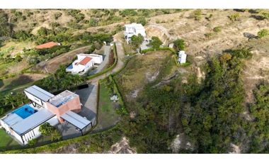 VENTA DE LOTE EN SAN JERONIMO.