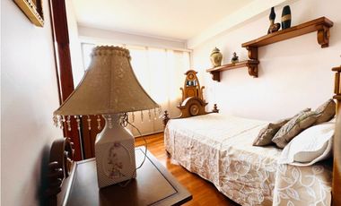 VENDO APARTAMENTO CON HERMOSA VISTAEN EL POBLADO - LA TOMATERA