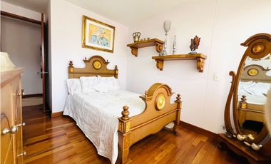 VENDO APARTAMENTO CON HERMOSA VISTAEN EL POBLADO - LA TOMATERA