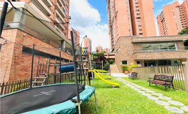VENDO APARTAMENTO CON HERMOSA VISTAEN EL POBLADO - LA TOMATERA